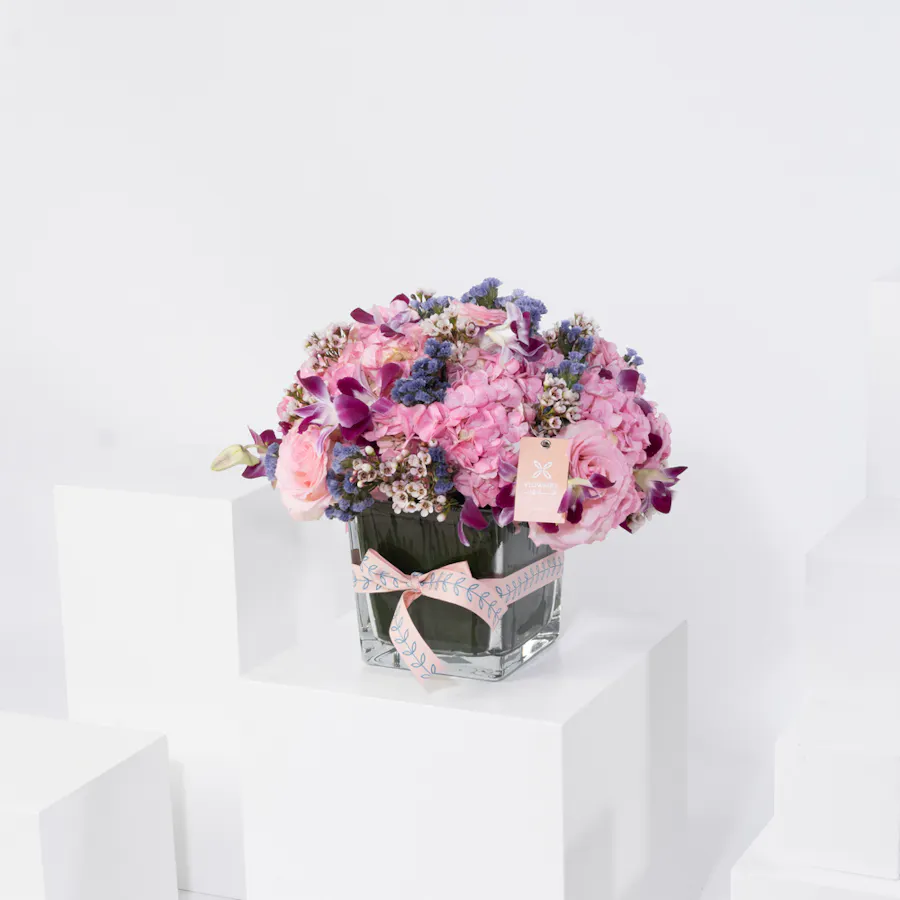Pink Theme | Square Vase 1