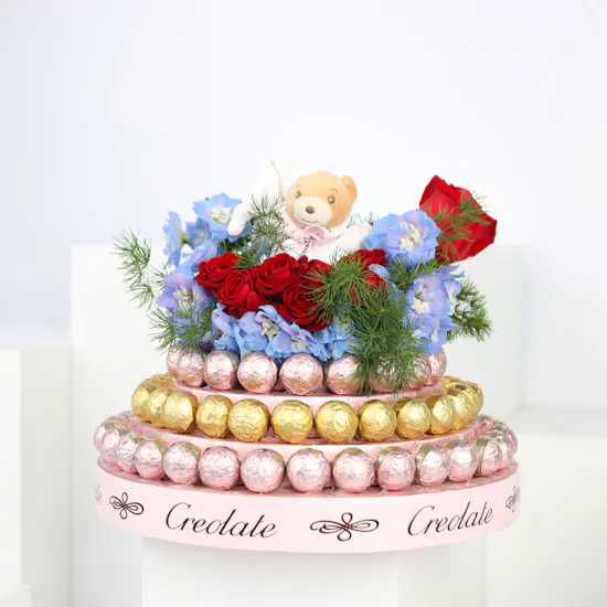 Creolate - It’s a girl! Praline Chocolate Tower