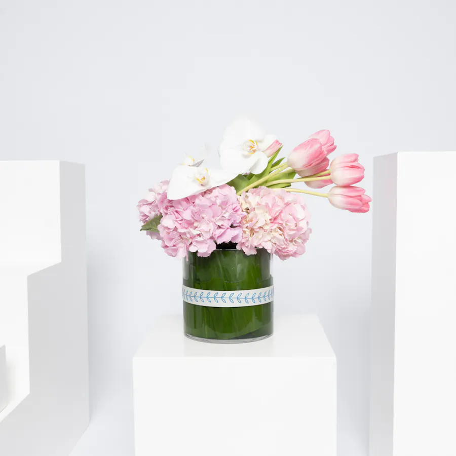 Fluffy Pink | Glass Vase 4