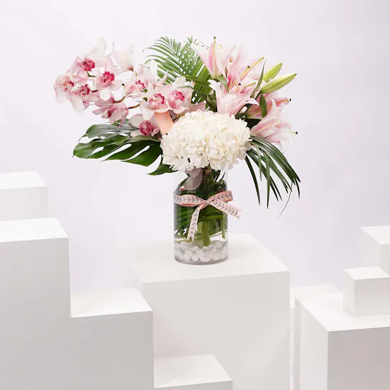 Eva | White Hydrangea & Pink Lily
