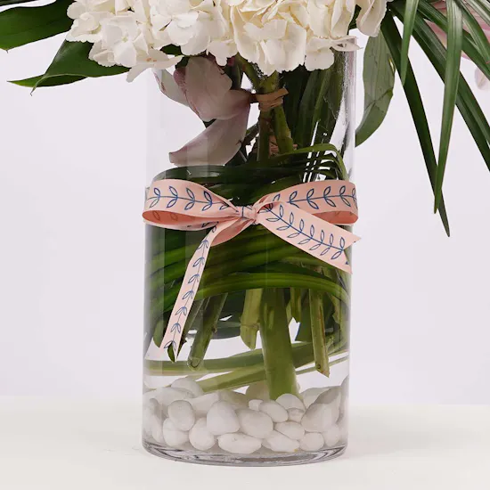 Eva | White Hydrangea & Pink Lily