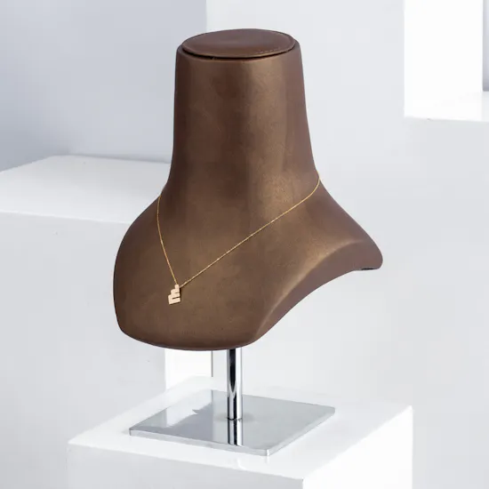 The letter "Ghain" necklace | 18 k Gold