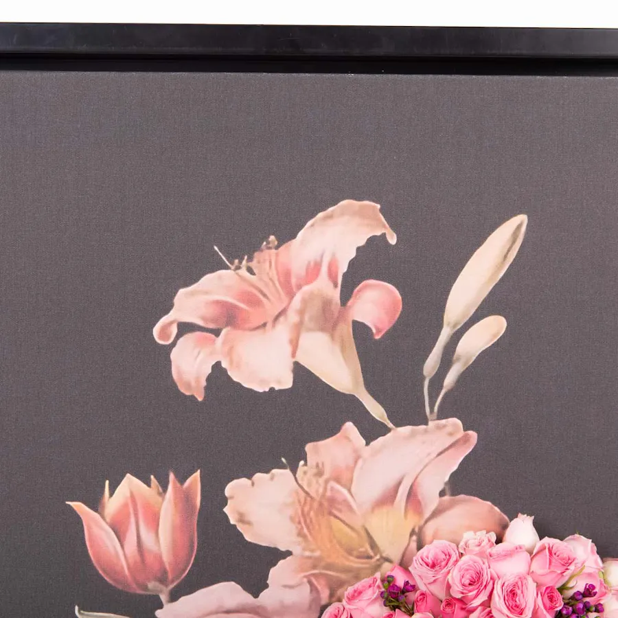 Floral Features Print  4