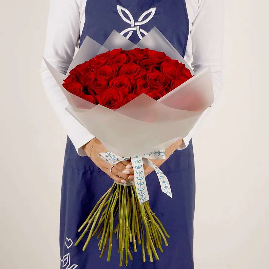 50 Red Roses | White Wrap 2