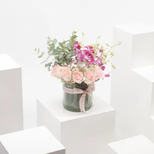 Pink Feelings | Flowers & Chocolates Pink Feelings | Flowers & Chocolates