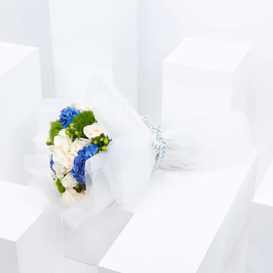 Hydrangea & Roses | White Wrap