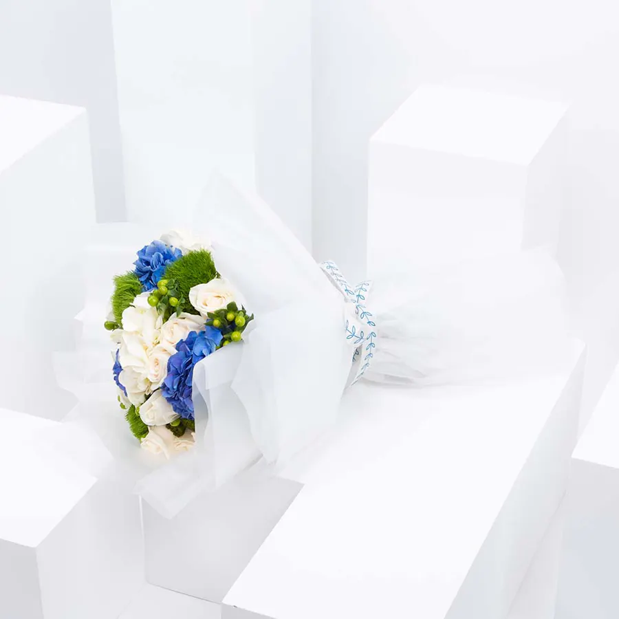 Hydrangea & Roses | White Wrap 2