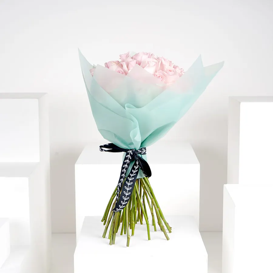 35 Pink Roses Hand Bouquet IV 1