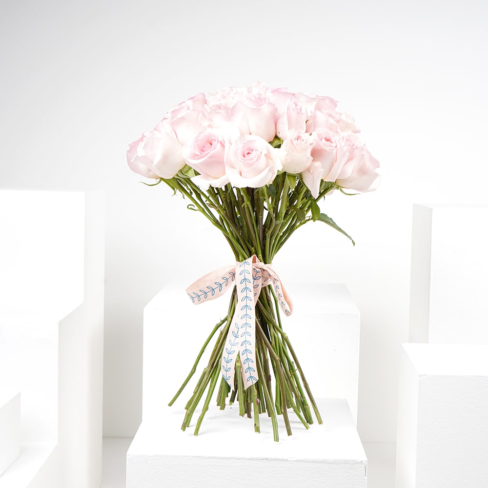 50 Pink Roses Hand Bouquet III