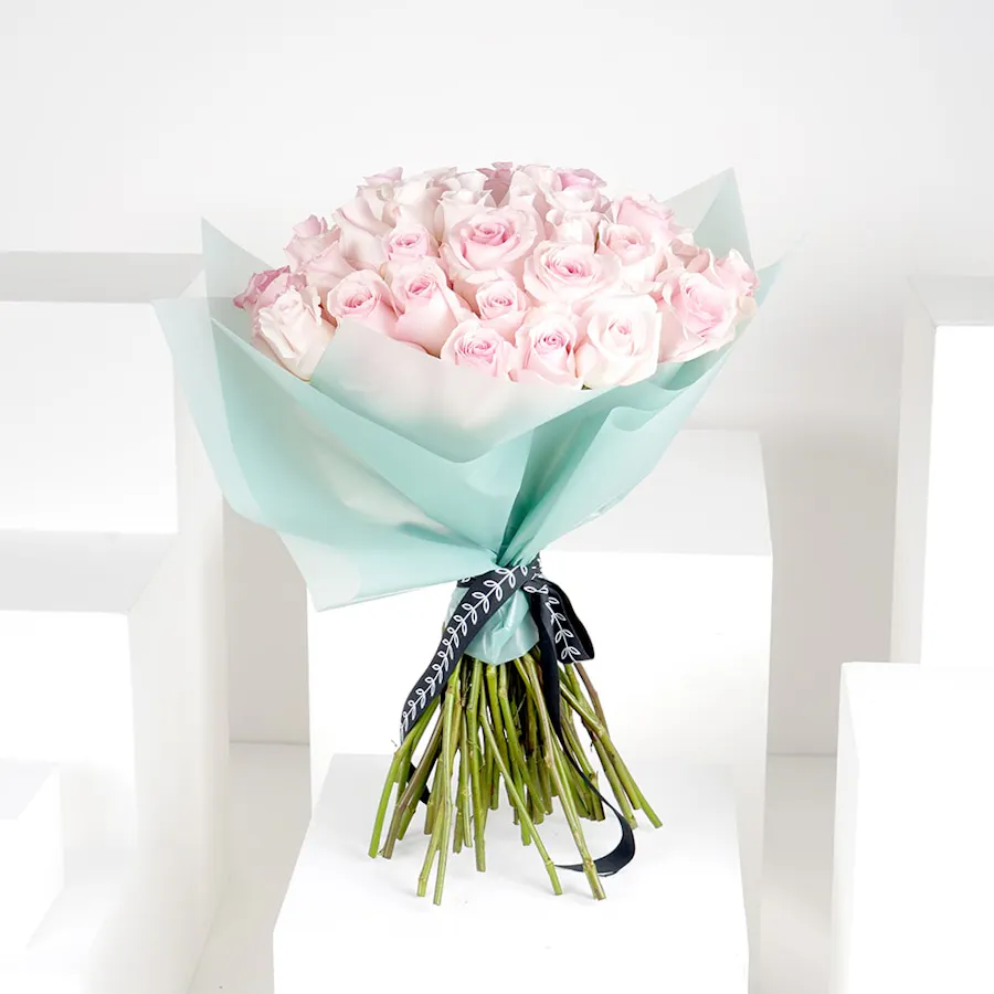 50 Pink Roses Hand Bouquet IV 1