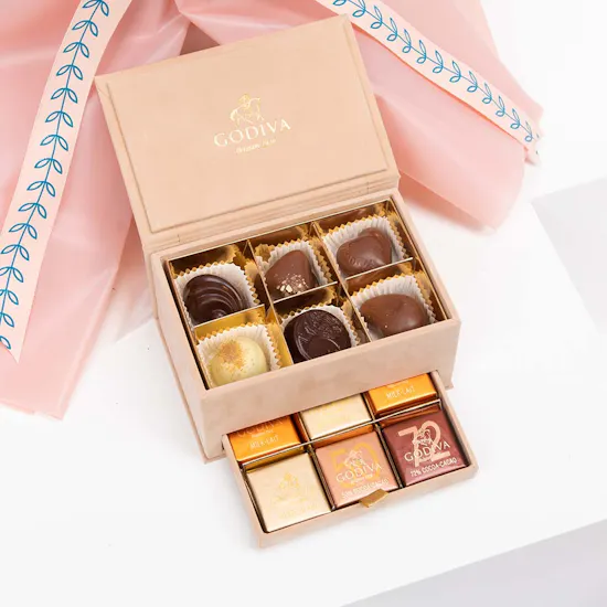 Godiva Mini Royal Chocolate Box | Pink Bouquet