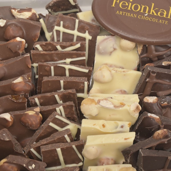 Feionkah Chocolates & Flowers Floward Jeddah