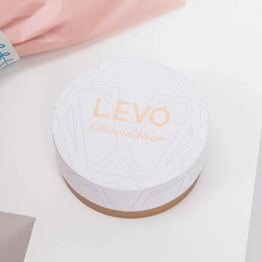 Levo Chocolate with Flowers Bouquet - 28pc 4