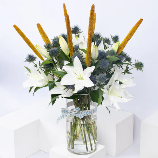 Babala with Lily | Cylinder Vase