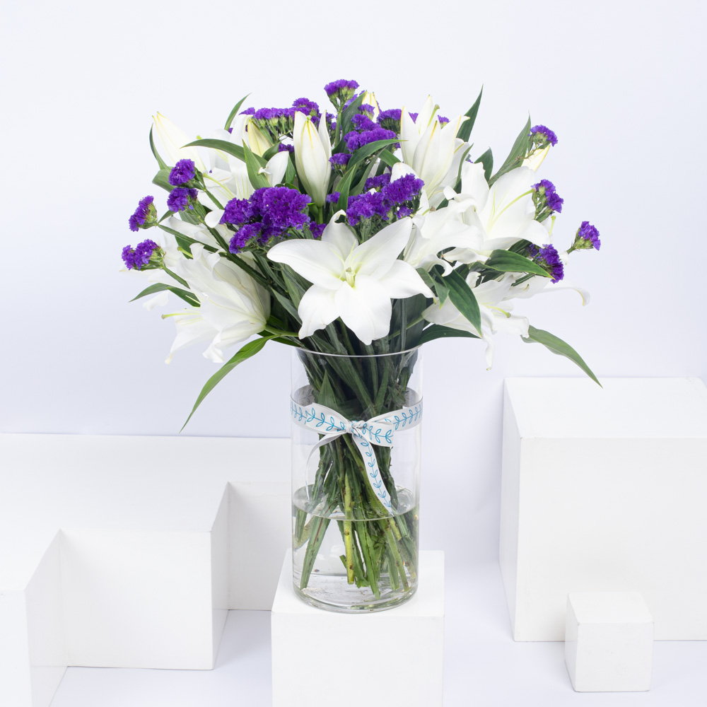 Magnificent Lilies | Glass Vase