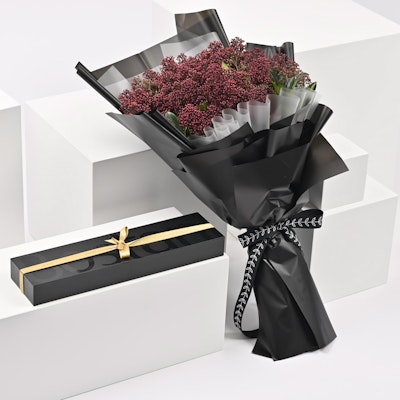 Lovely bouquet with Bostani chocolate 