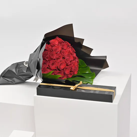lovely Red with Bostani chocolate