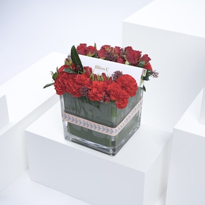 Flowers & Miss L jewelry III