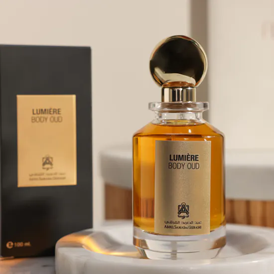Abdul Samad Al Qurashi Body Oud Lumiere | Festive Graduation Roses Bouquet