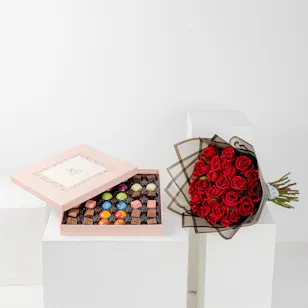 Floward Chocolate Bonbon | Red Roses Bouquet