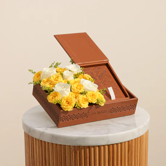 Floward Small Brown Leather Holy Quran and Flowers
