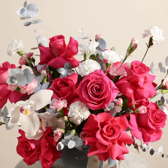 Ivory Garden Flower Vase