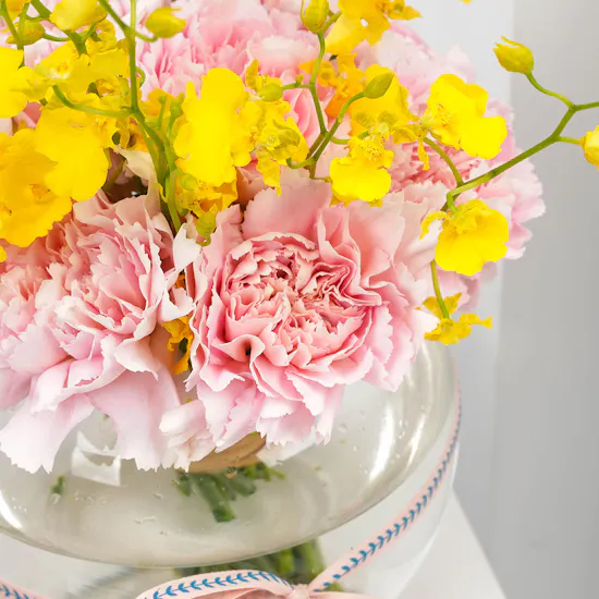Beyond Set with Carnation Vase