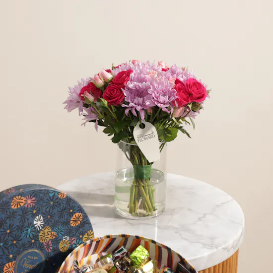 Venchi Murrine Cremino and Chocoviar Chocolate Gift Box | Luminous Flowers
