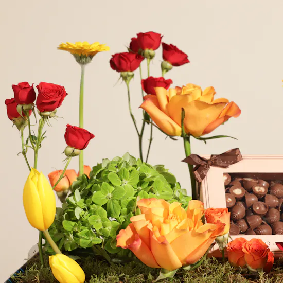 Ghazal Mini Chocolate Box | Garden Flowers Box