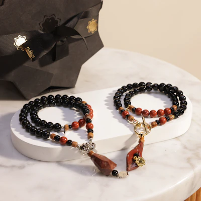 مجموعة سبح معًا نصلي من تسنيم عشقي | احمر مجموعة سبح معًا نصلي من تسنيم عشقي | احمر