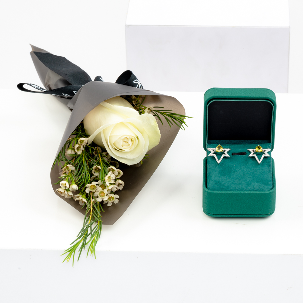 Oily Green Star Sirius Earring