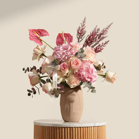 Gentle Affair Flower Vase