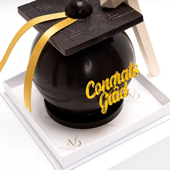 NJD 3D Dark Chocolate Graduation Hat | 600 g