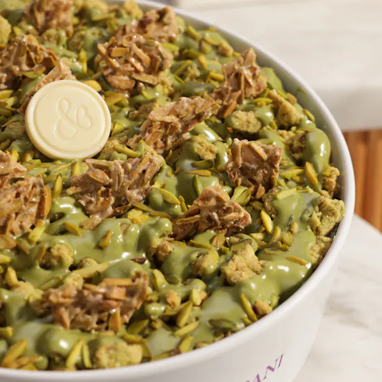 Aani & Dani Pistachio Pudding Cake | Soft Devotion Flower Bouquet