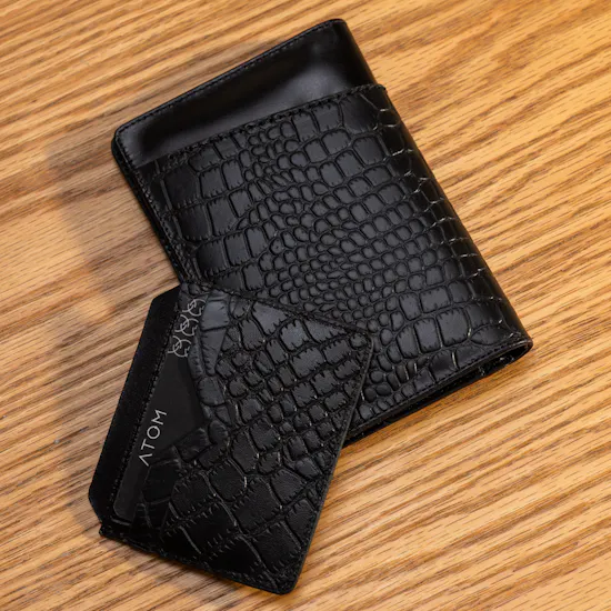 Atom Black Leather Men's Passport and Card Holder Set