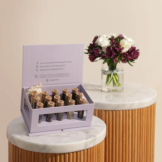 Feel Good Tea Lavender Discovery Box | Dreamy Romantic Flower Vase