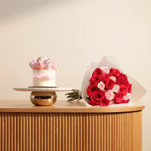 Sweet Atelier Flower Small Cake | Royal Flowers Bouquet 