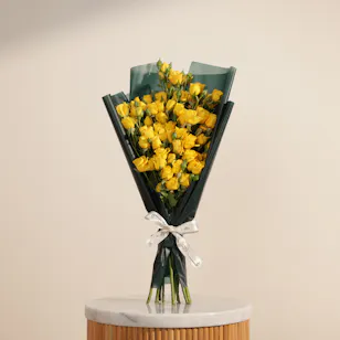 Sunlit Promise Baby Rose Bouquet | 15 Roses