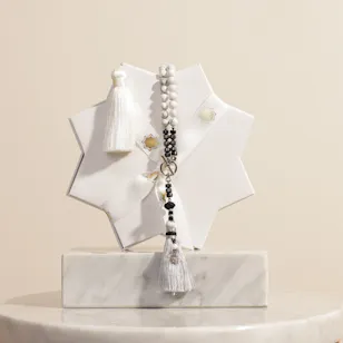 Tasneem Eshki Amen Howlite Misbaha