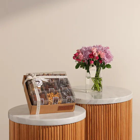 Soucolat Mixed Nuts and Slabs Collection Box | Gleam Flowers