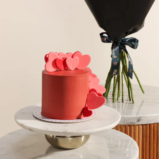 Cle Bakery Red Hearts Cake | Midnight Romance Roses Bouquet