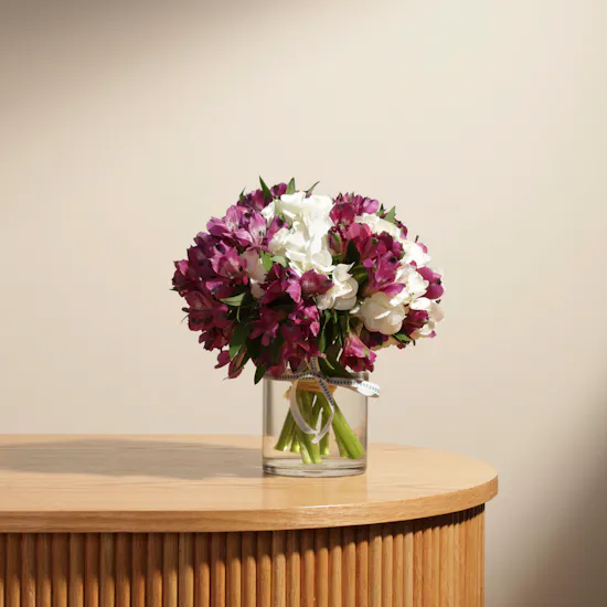 Quiet Beauty | Glass Vase