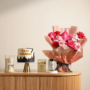 Blooming Hajj Celebration Gift Set | Charm Flowers 