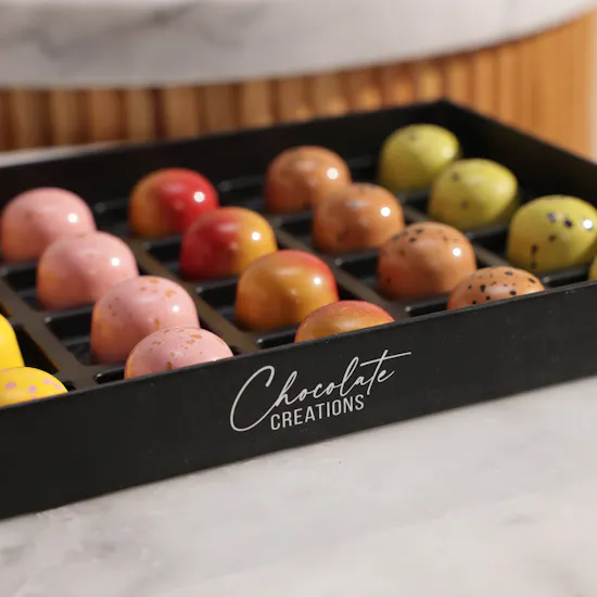 Chocolate Creations Heavens colors box | 24 Pieces