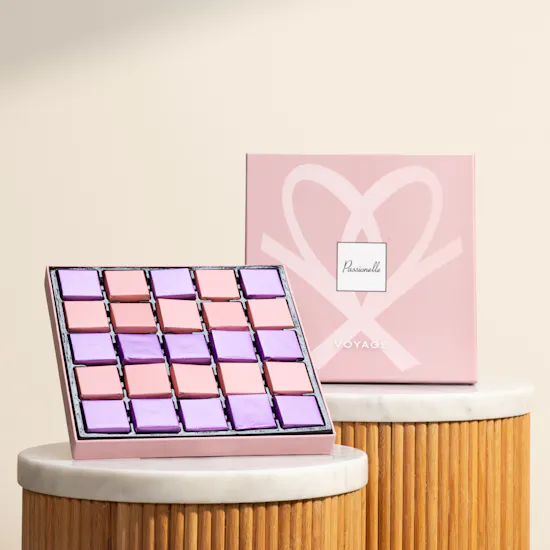 Passionelle Voyage Chocolate Gift Box