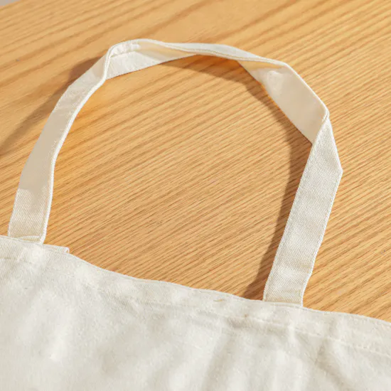 Glossy Touch Omani Women’s Day Tote Bag