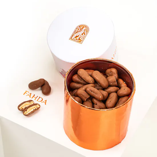 Fahda Dragee Smoky Pecan | Peach Roses