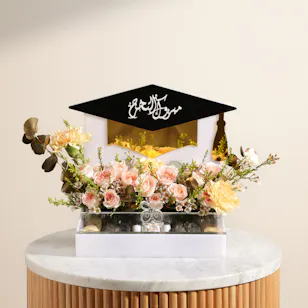 Floward Graduation Chocolate Tray | Achievement Flowers