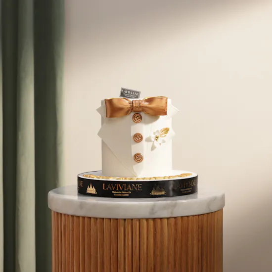Laviviane Father's Day Vanilla Cake