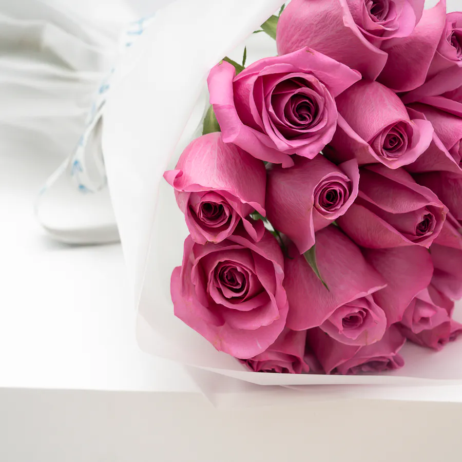 Godiva Napolitain Chocolate | Roses 3